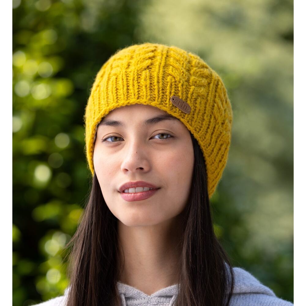 ERIN Irish Wool Aran Cable-Knit Beanie in Mustard Yellow w Gray Fleece Lining OS
